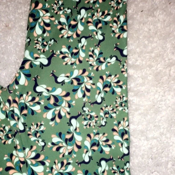 Lularoe Leggings (one-Size) - Picture 2 of 4